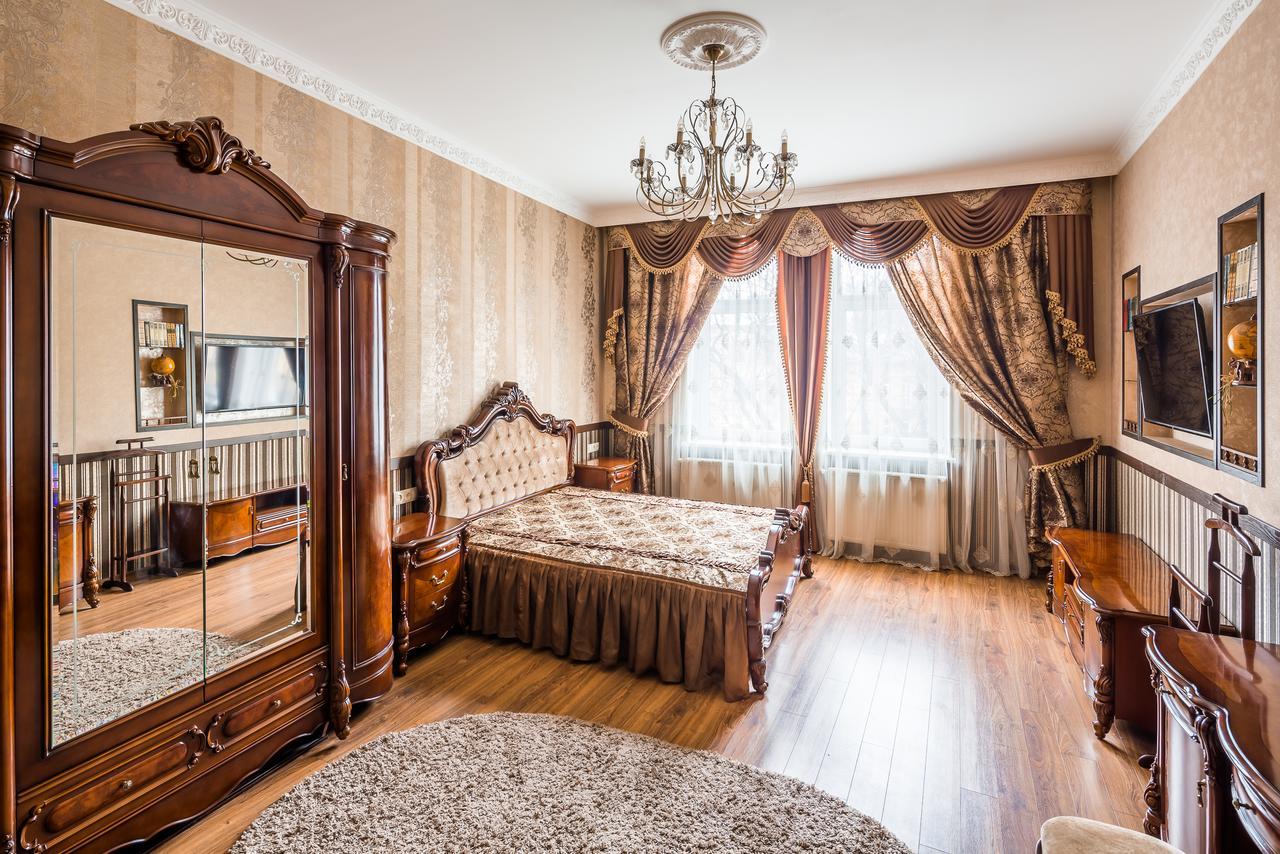 Beautiful Apartment D.Galytskogo Lviv Exterior photo