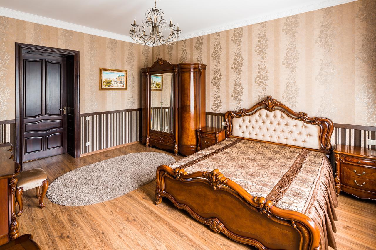 Beautiful Apartment D.Galytskogo Lviv Exterior photo